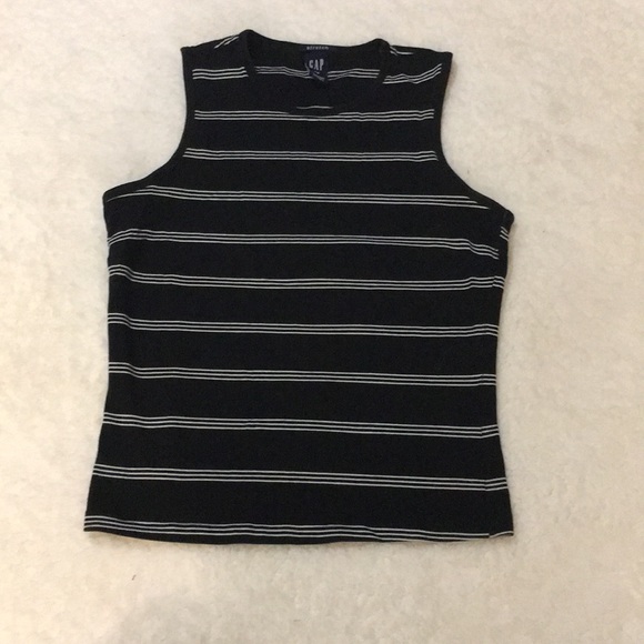 GAP Tops - Perfect 90’s style Gap B&W Tank Top XS